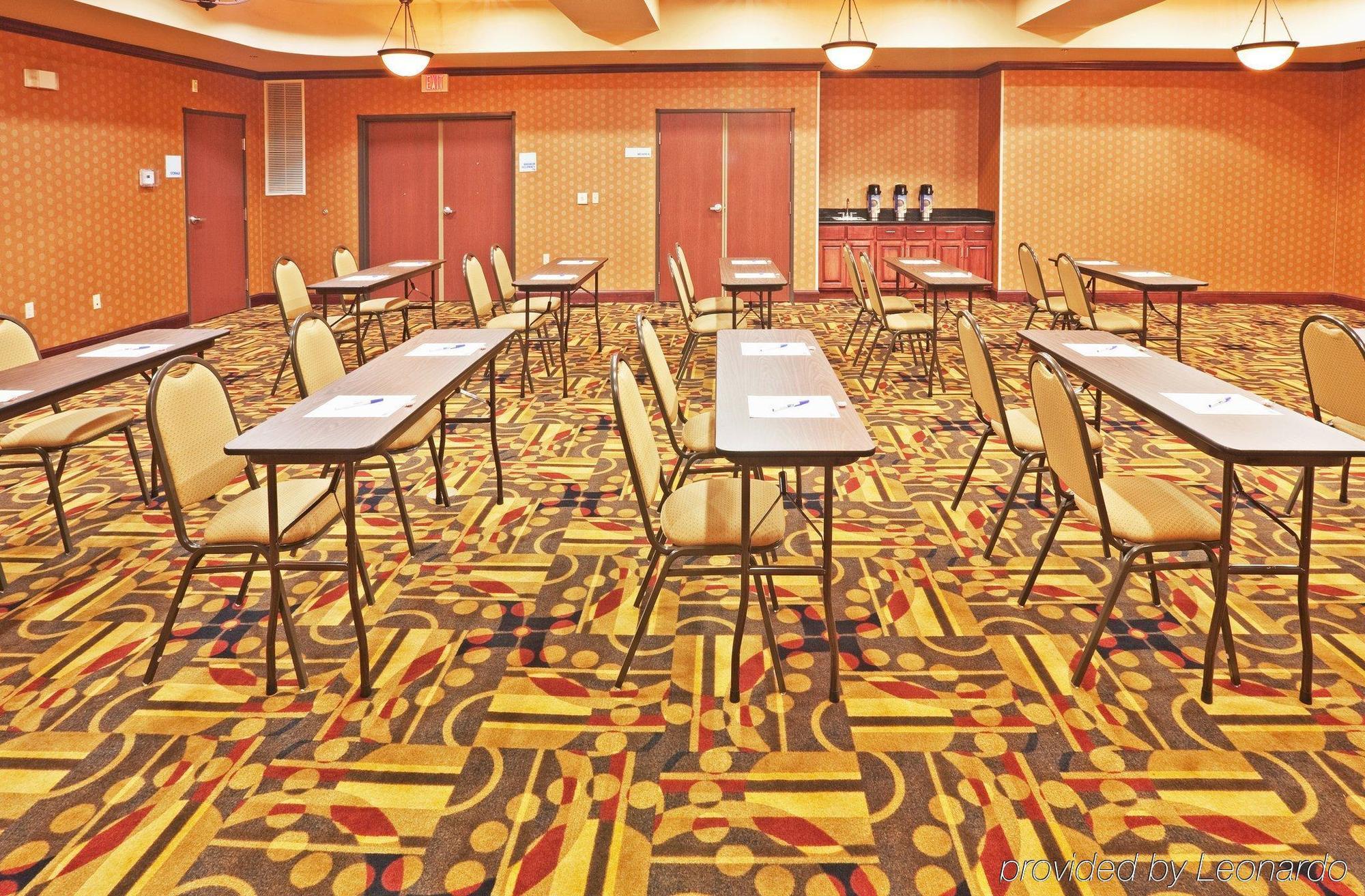 Holiday Inn Express Hotel And Suites Altus By Ihg Exterior foto